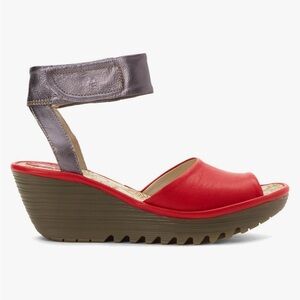 Fly London Yula Wedge Platform Sandal Womens 39 Red Leather Silver Ankle Strap